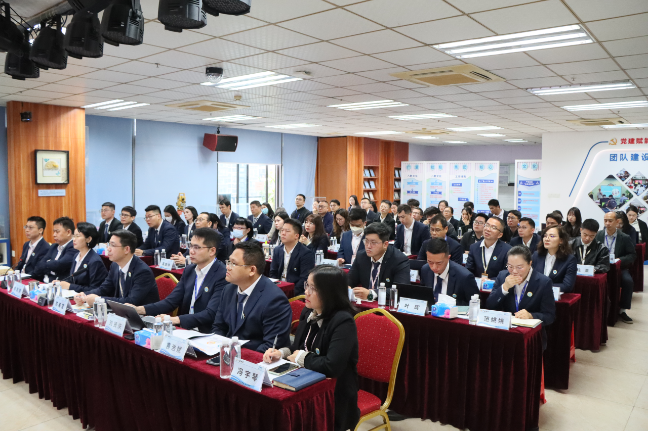 走过这一年，我们更有底气向前丨J9集团集团 2025 年终总结大会