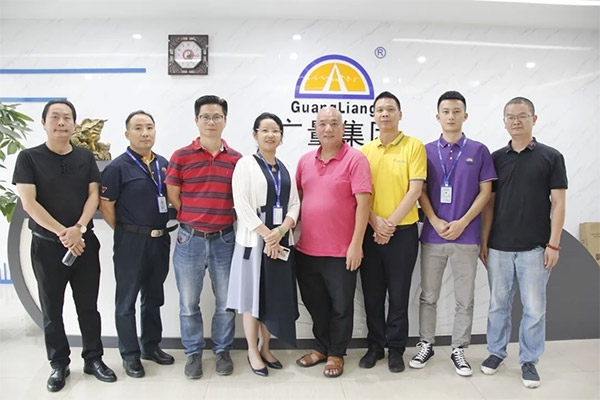 东莞市餐饮协会辅导一行光临J9集团集团调研领导